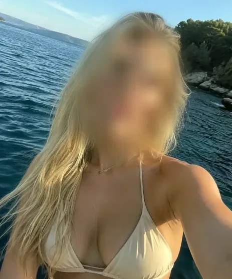 Ángela, 27 años