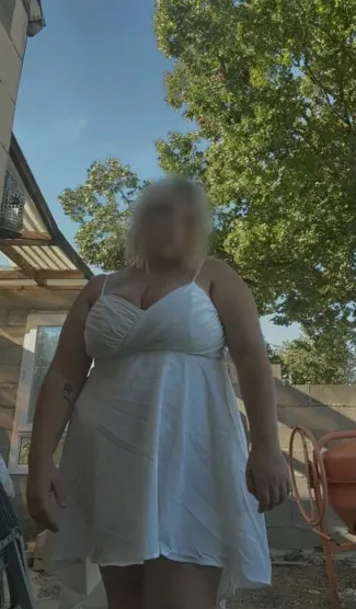 Ariadna, 22 años